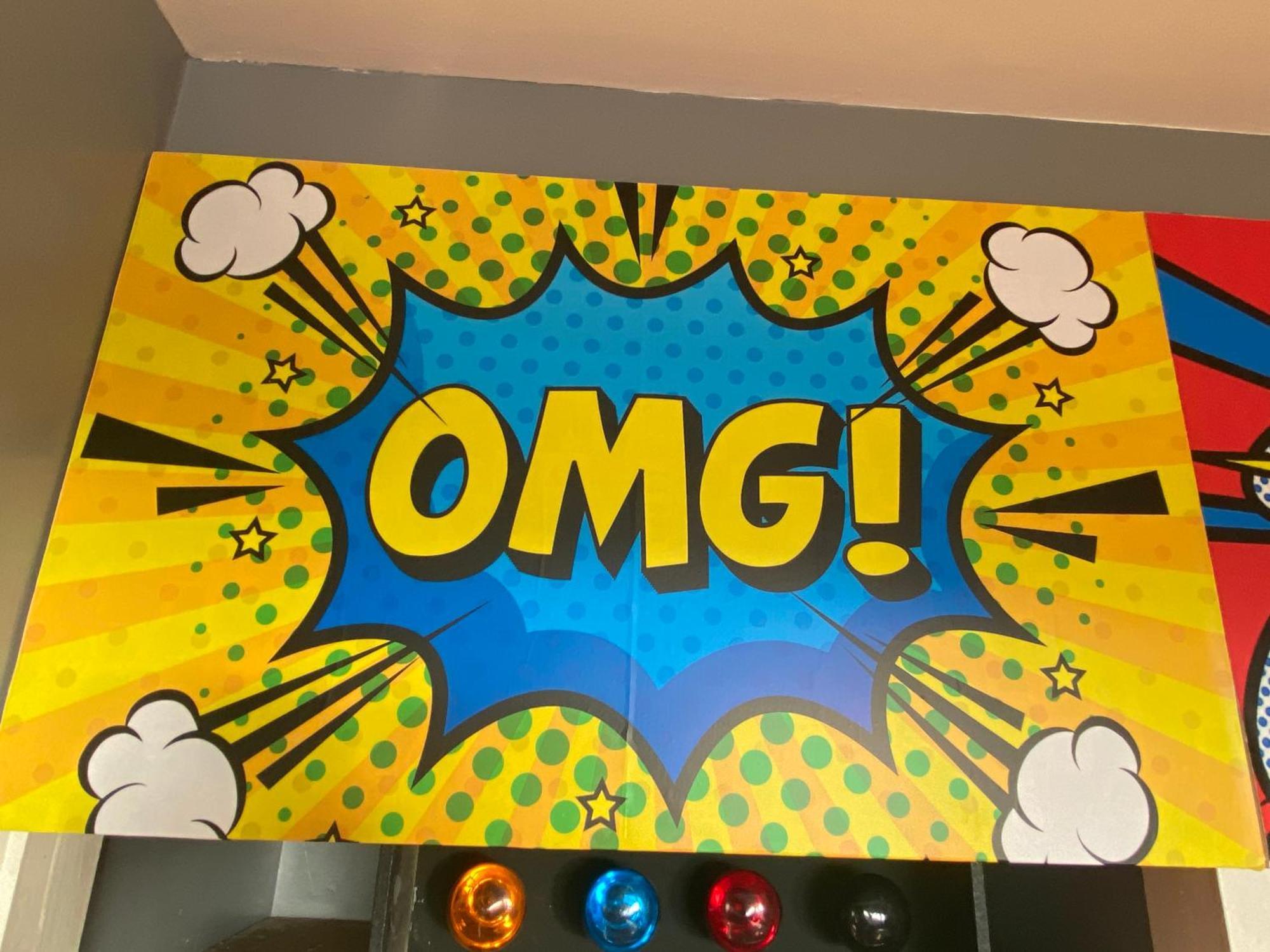 Pop Art Pad Heart Of Old Town With Parking! Apartment เฮสติงส์ ภายนอก รูปภาพ